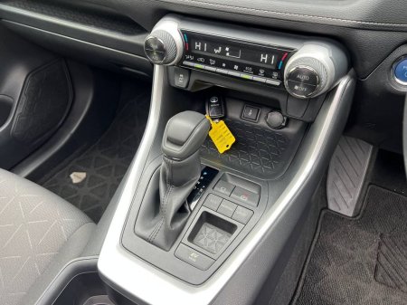 2022 Toyota RAV4 - photo 11