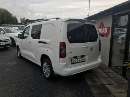 2021 Opel Combo - photo 7