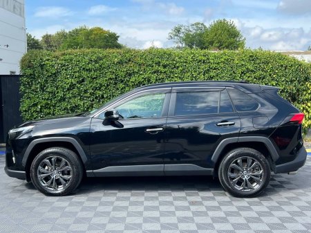 2023 Toyota RAV4 - photo 3