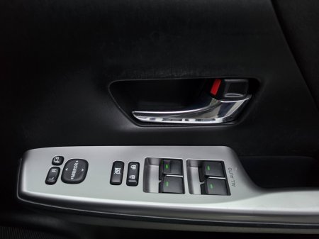 2019 Toyota Prius - photo 28
