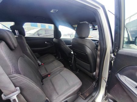 2018 Kia Carens - photo 17