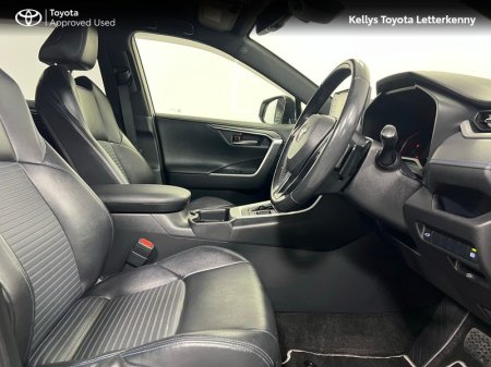 2019 Toyota RAV4 - photo 12
