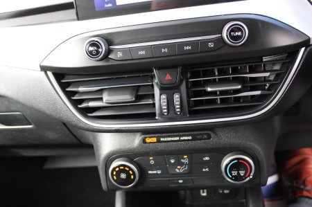 2020 Ford Focus - photo 18