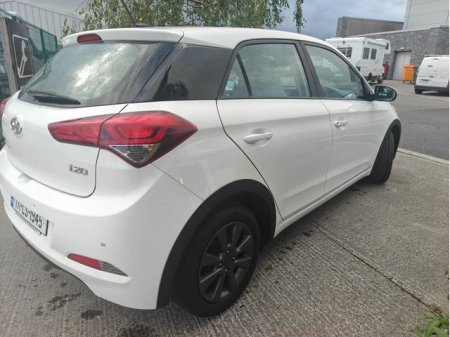 2017 Hyundai i20 - photo 3