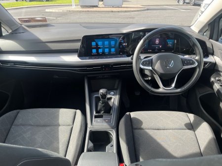 2024 Volkswagen Golf - photo 8
