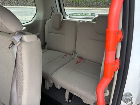 2018 Nissan Serena - photo 14