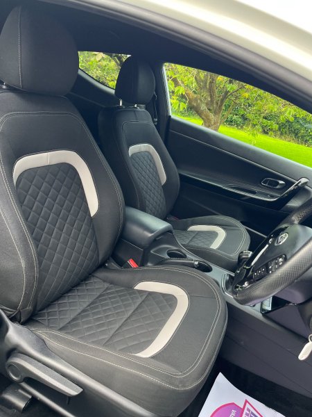 2017 Kia Ceed - photo 17