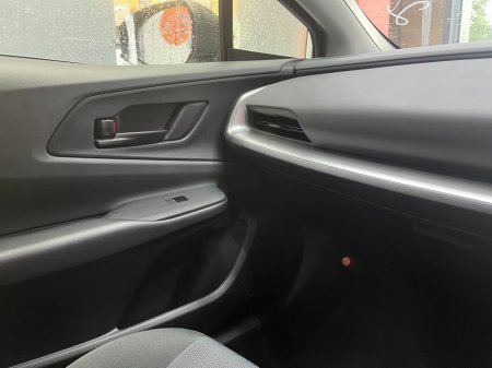 2025 Toyota Prius - photo 11
