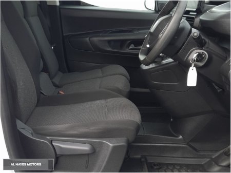 2024 Peugeot Partner - photo 3