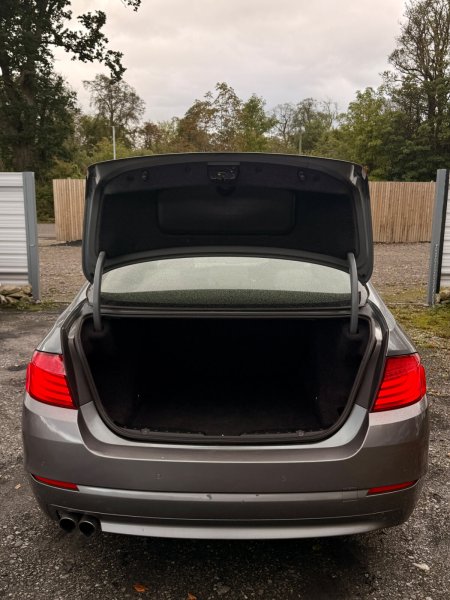 2011 BMW 5-Series - photo 24