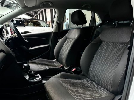 2016 Volkswagen Polo - photo 10