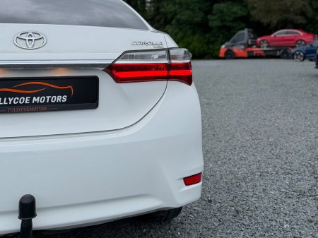 2017 Toyota Corolla - photo 19