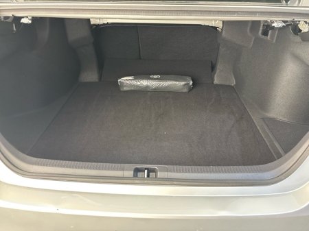 2023 Toyota Camry - photo 10