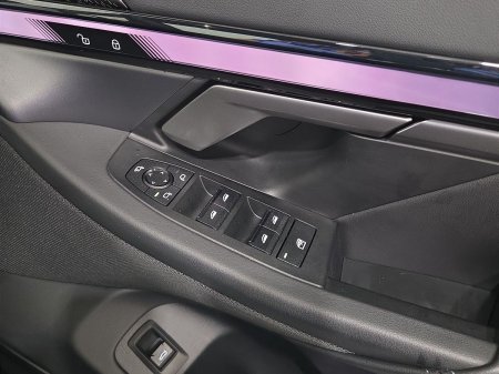 2025 BMW i5 - photo 23