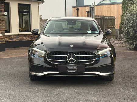 2022 Mercedes-Benz E-Class - photo 2