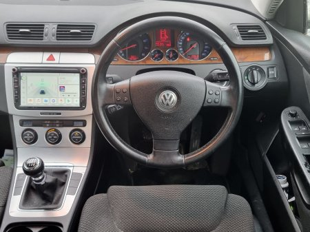 2010 Volkswagen Passat - photo 9