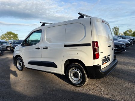 2021 Vauxhall Combo - photo 4
