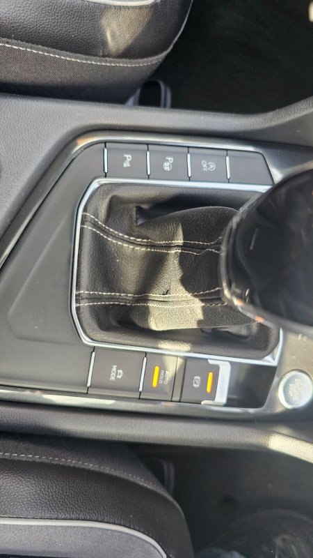 2022 Volkswagen Tiguan - photo 16