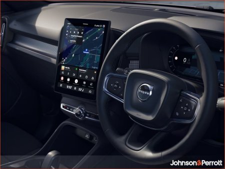 2027 Volvo EX40 - photo 9