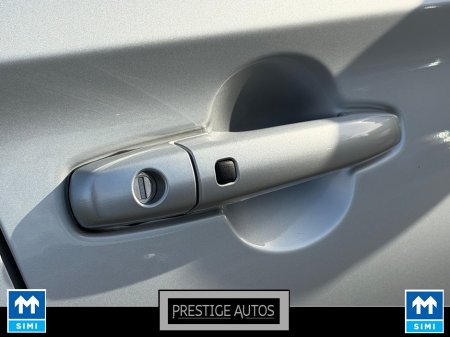 2023 Suzuki Swift - photo 29