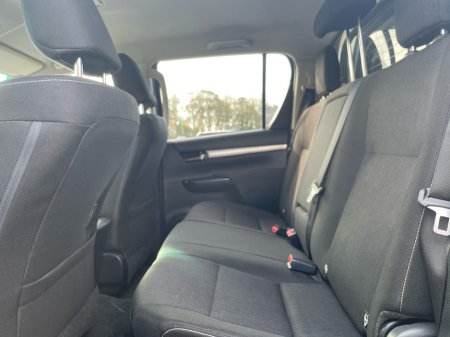 2020 Toyota Hilux - photo 7