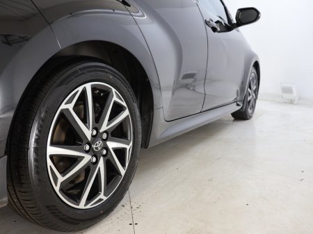 2023 Toyota Yaris - photo 11
