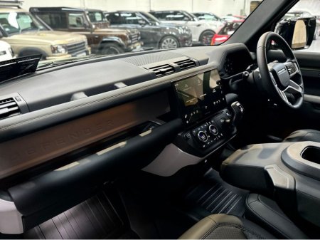 2026 Land Rover Defender - photo 11