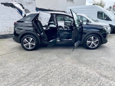 2023 Peugeot 3008 - photo 3