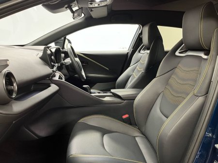 2025 Toyota C-HR - photo 18