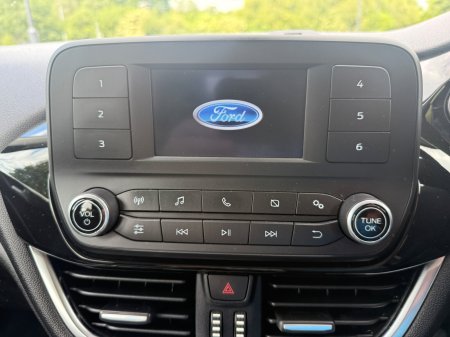 2018 Ford Fiesta - photo 18