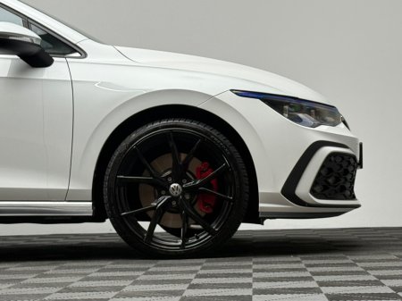 2023 Volkswagen Golf - photo 9
