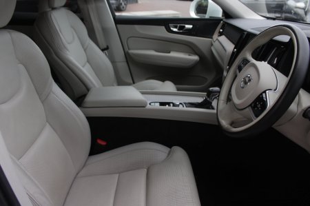 2020 Volvo XC60 - photo 11