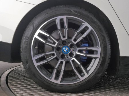 2024 BMW i5 - photo 14