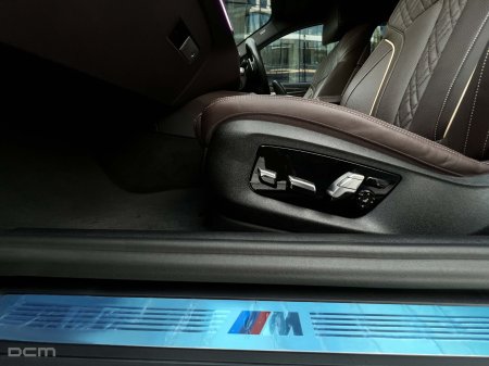 2020 BMW 5-Series - photo 18