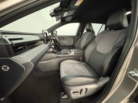 2027 Toyota RAV4 - photo 6