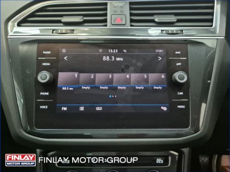 2020 Volkswagen Tiguan - photo 25