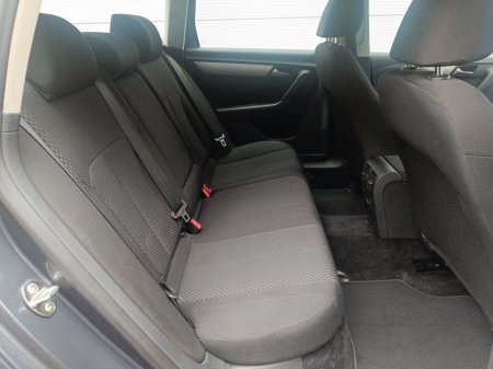 2012 Volkswagen Passat - photo 12