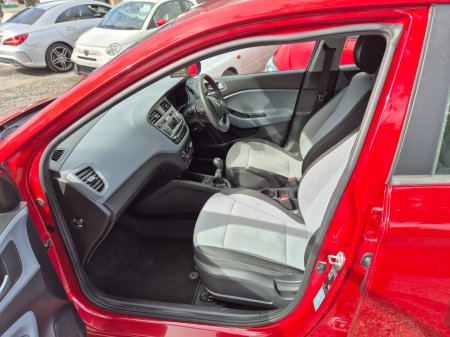 2016 Hyundai i20 - photo 9