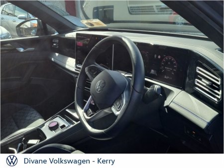 2024 Volkswagen Tiguan - photo 2