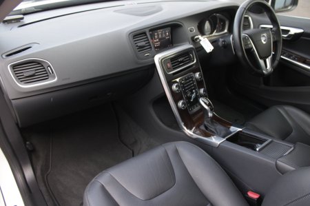 2018 Volvo V60 - photo 21