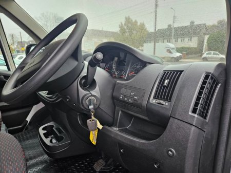 2025 Citroen Relay - photo 24