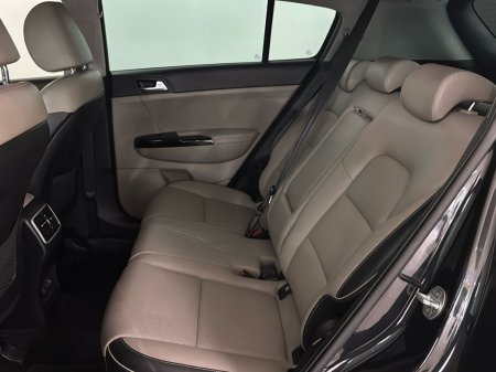 2021 Kia Sportage - photo 11