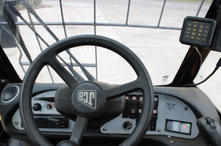 0 JCB  - photo 8