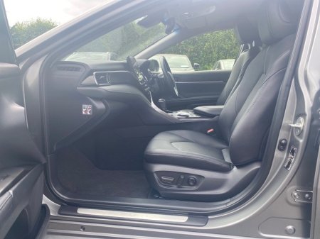 2023 Toyota Camry - photo 6