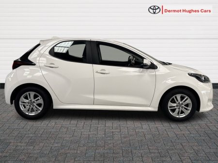2023 Toyota Yaris - photo 3