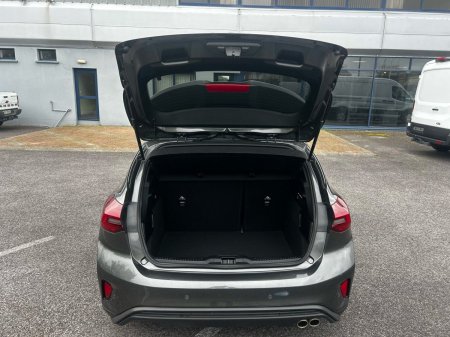 2025 Ford Focus - photo 9