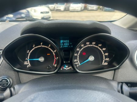 2015 Ford Fiesta - photo 18