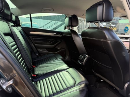 2020 Volkswagen Passat - photo 13