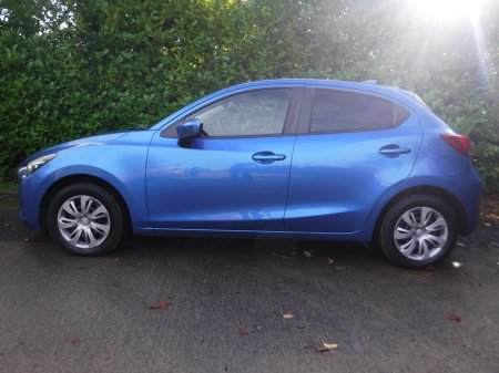 2017 Mazda Demio - photo 5