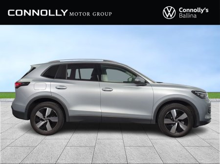2026 Volkswagen Tiguan - photo 3